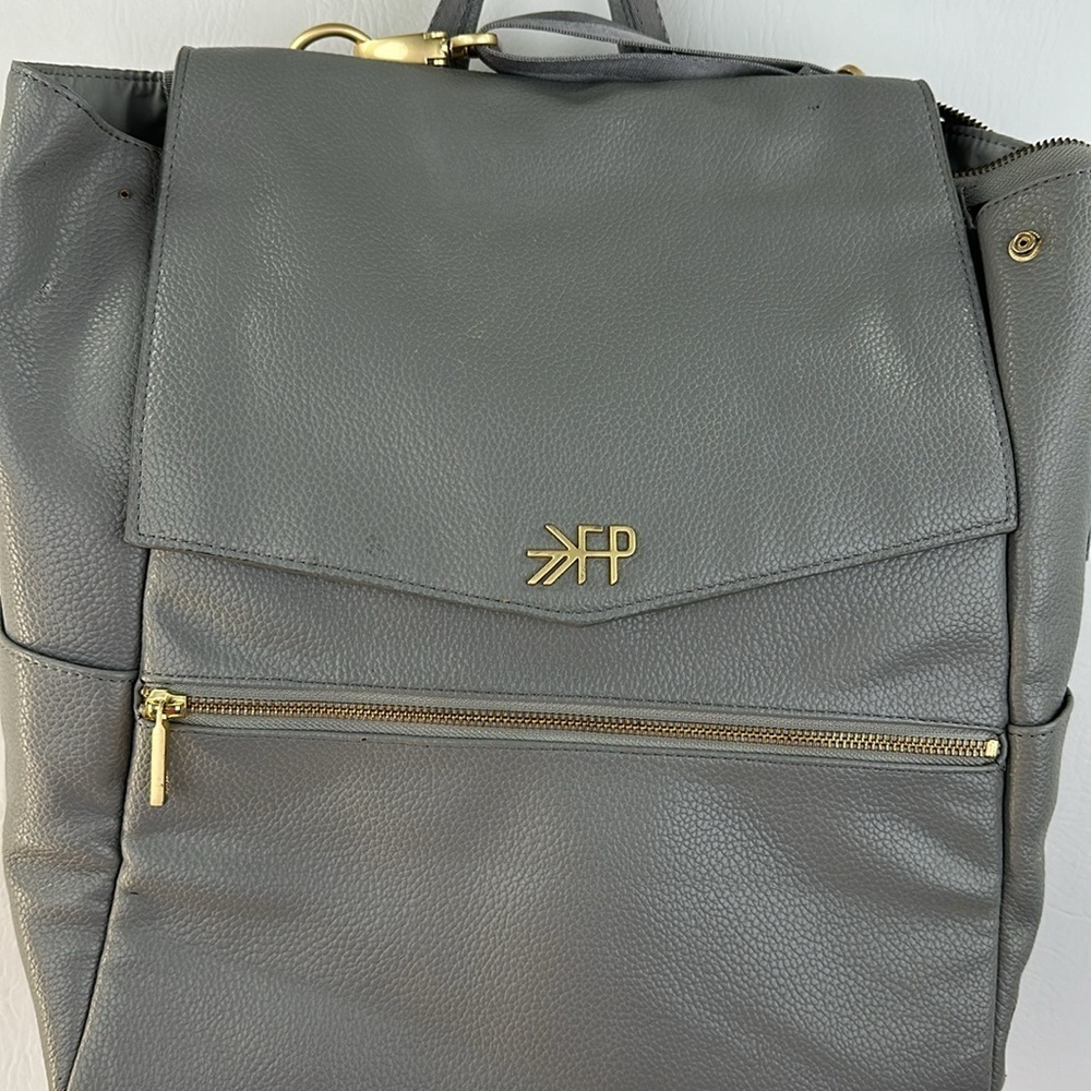 Freshly Picked Classic Diaper Backpack Bag - Picture 2 of 12